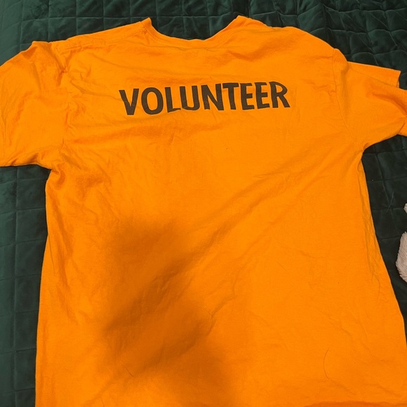 Over sized Ignite Robotics Volunteer Tshirt - Picture 2 of 3